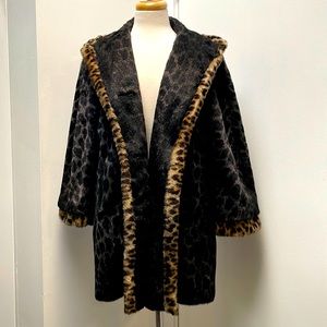 VINTAGE FAUX LEOPARD FUR PRINT MID-LENGTH JACKET